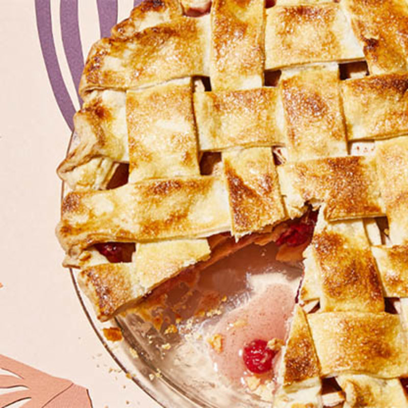 LATTICE-TOPPED CRAN-APPLE PIE